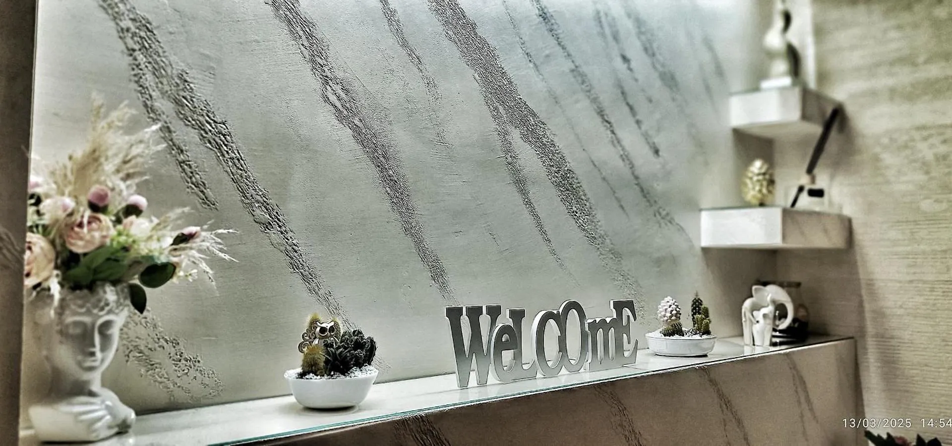 Max Fox Suite نابولي إيطاليا
