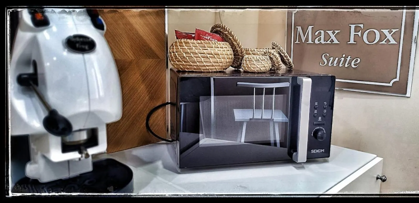 Max Fox Suite Neapel