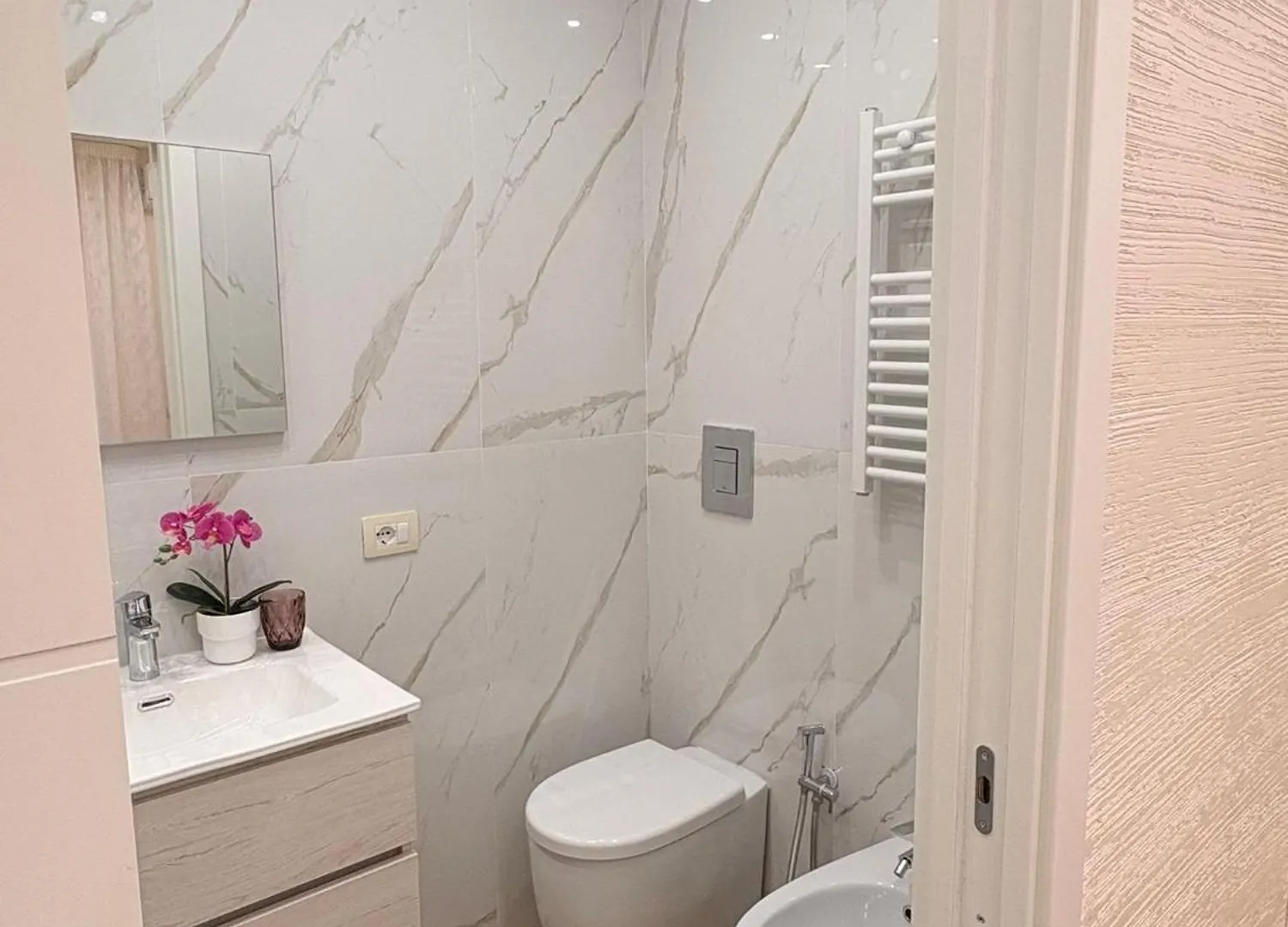 Max Fox Suite Neapel Pensionat
